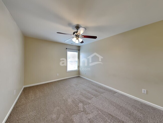 Building Photo - 109 Morrocroft Ln