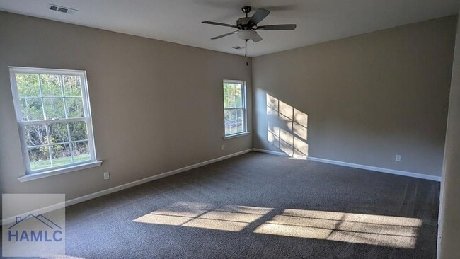 Building Photo - 222 Courage Wy