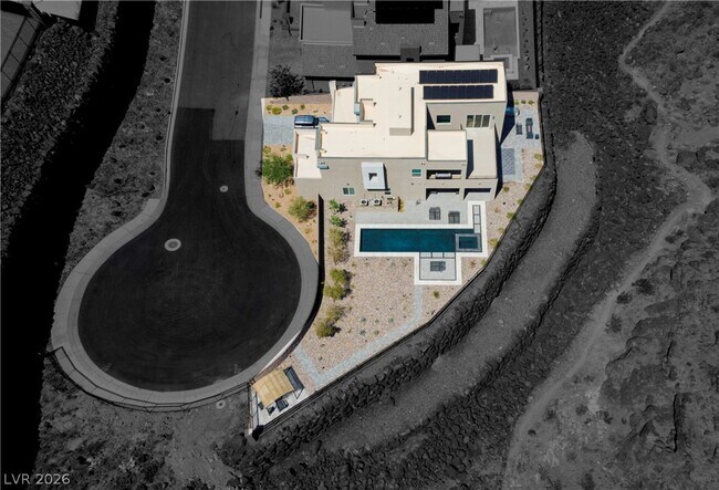 Building Photo - 318 Shaded Canyon Dr