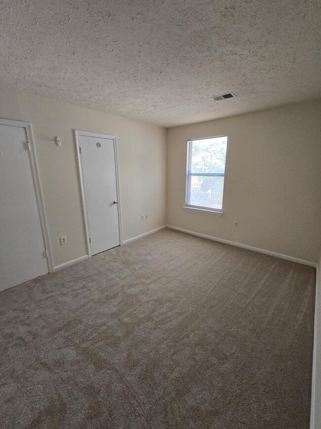 Building Photo - 3379 Justice Ct