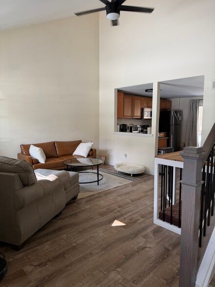 Building Photo - 29 Arrow Wood Pl