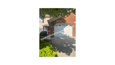 Building Photo - 3 bed 2.5 bath Townhome