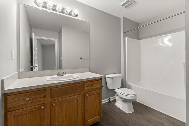 Building Photo - 13033 Turnberry