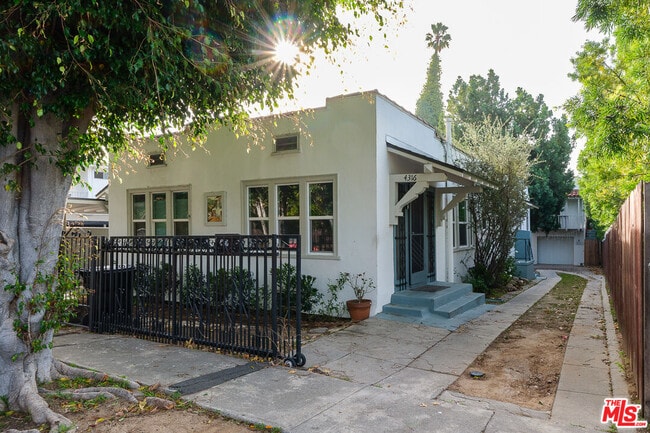 Building Photo - 4316 Kingswell Ave