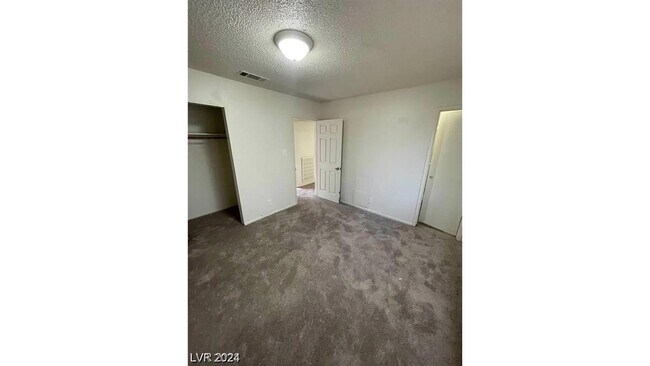 Building Photo - 3955 Ventura Way