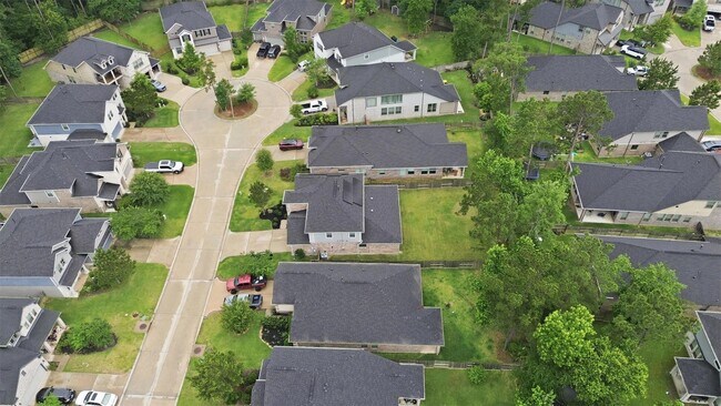 Building Photo - 119 Buttonwood Ct