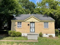 Building Photo - 2106 Charleston Rd