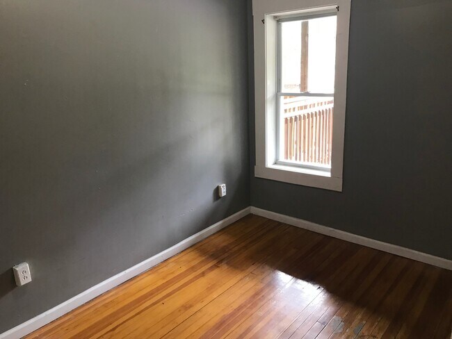 Building Photo - 45 Elberon Pl