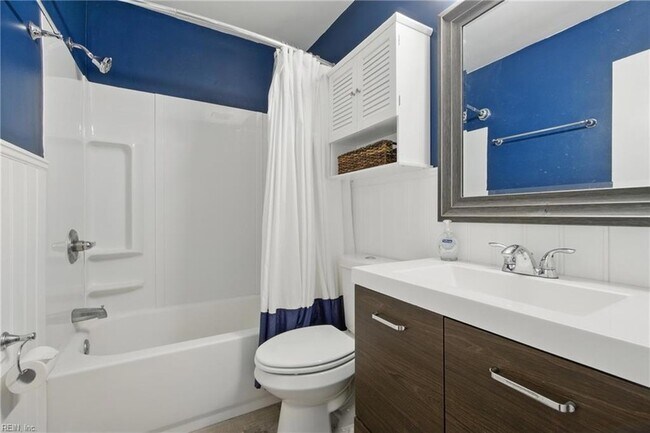 Building Photo - 4105 Clintwood Ln