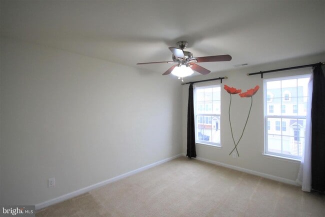 Building Photo - 609 Ellison Dr