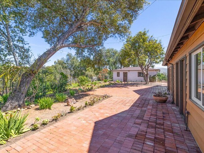 Building Photo - Amazing views at this 4 bedroom renovated Fallbrook home in a quiet neighborhood with a loft offi...