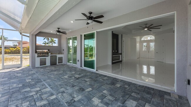 Building Photo - 3225 NW 21st Terrace