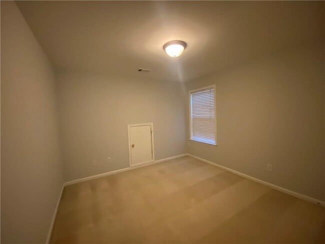 Building Photo - 12945 Morningpark Cir
