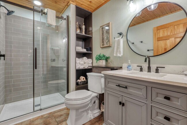 Building Photo - S3925 County Hwy BD