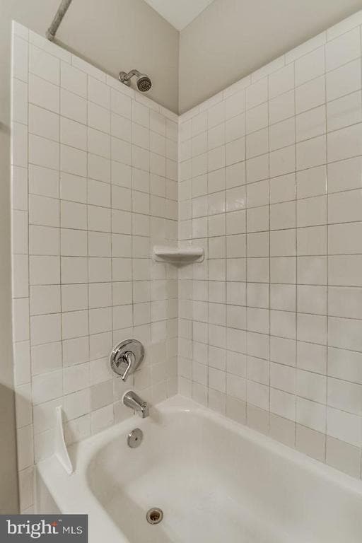 Building Photo - 7301 Larrup Ct