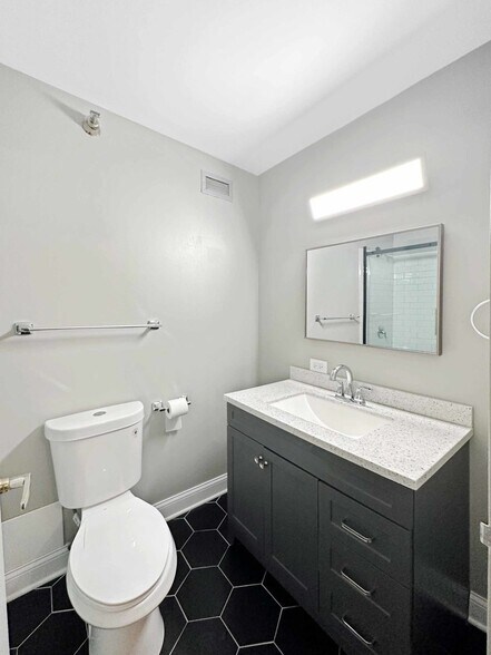 Building Photo - 440 N Wabash Ave