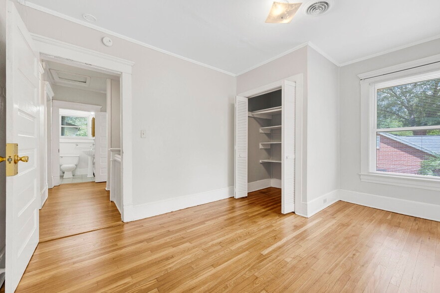 Building Photo - 3125 Heyward St