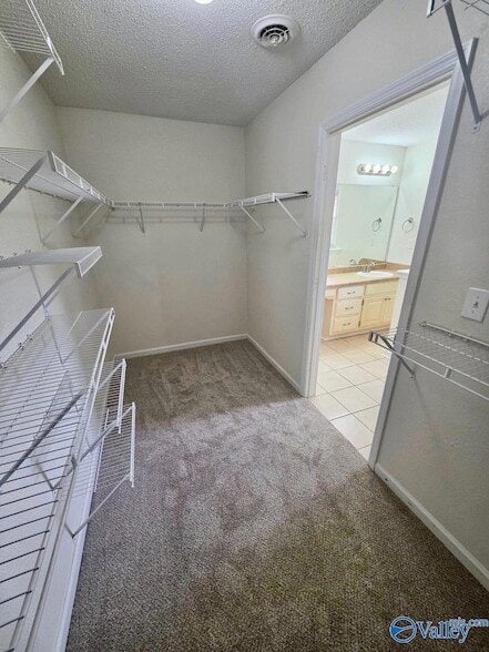 Building Photo - 17439 Morgan Dr