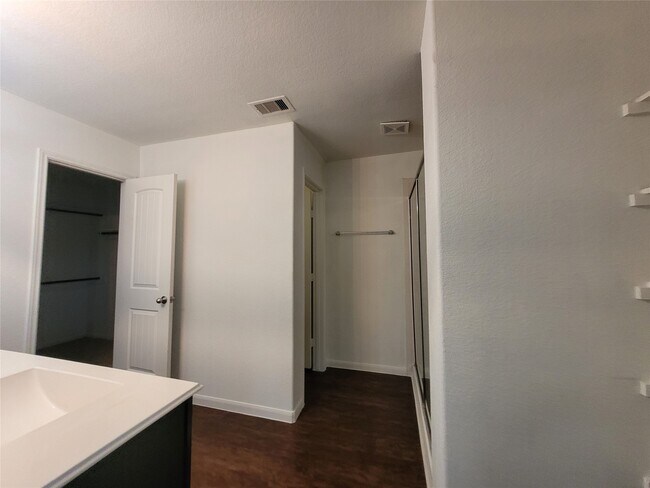 Primary Photo - 13911 Cypress Meadows Dr