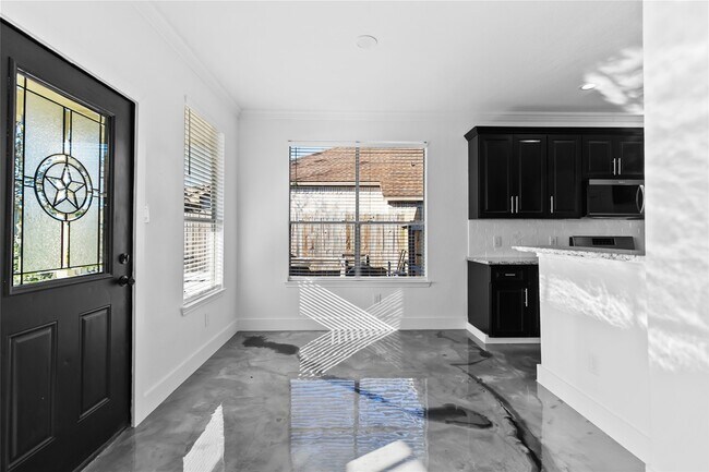 Building Photo - 7619 Omaha Dr