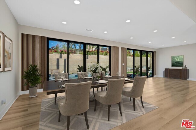 Building Photo - 70895 Ironwood Dr