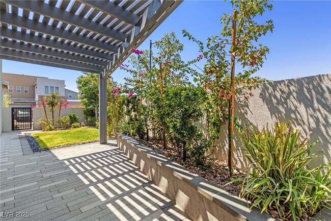 Building Photo - 3360 Traforo Ln