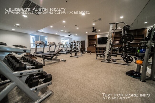 Building Photo - The Muse at Soco