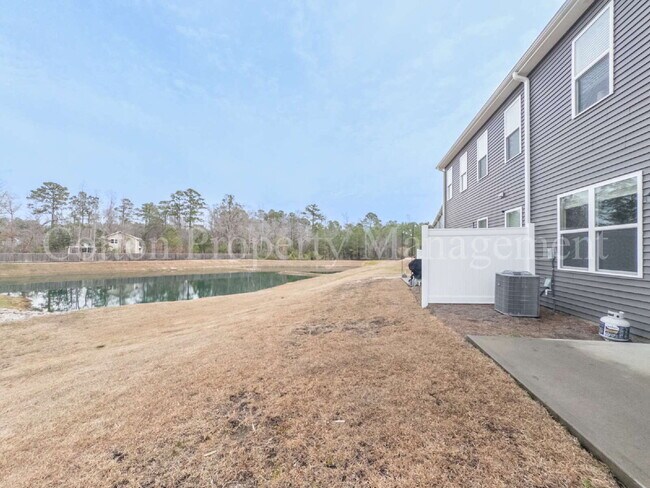 Building Photo - 7626 Knightbell Cir