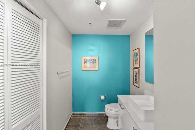 Building Photo - 3470 E Coast Ave