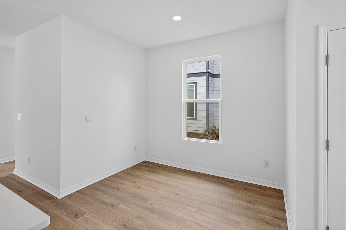 Building Photo - 2967 Embark Trl