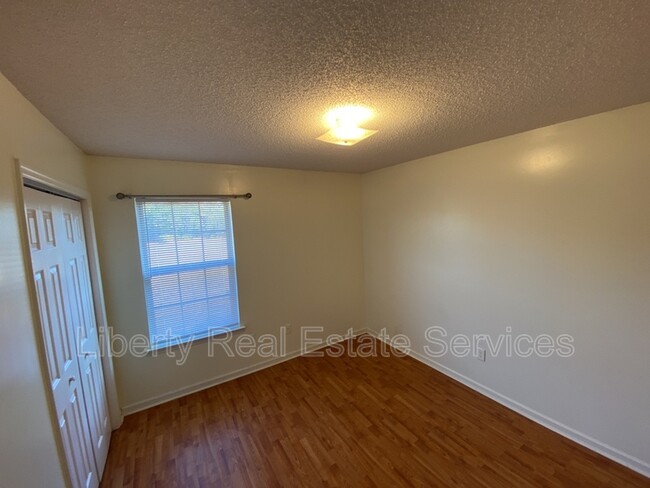 Building Photo - 197 Wayfair Ln