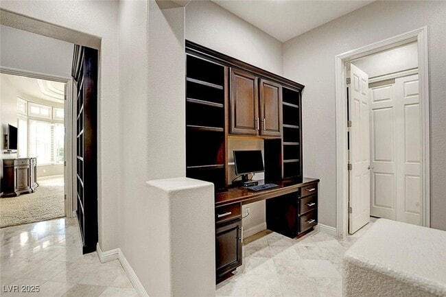 Building Photo - 1704 Choice Hills Dr