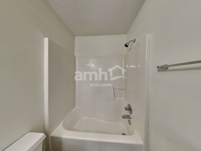 Building Photo - 1900 Spanish Bay Ct