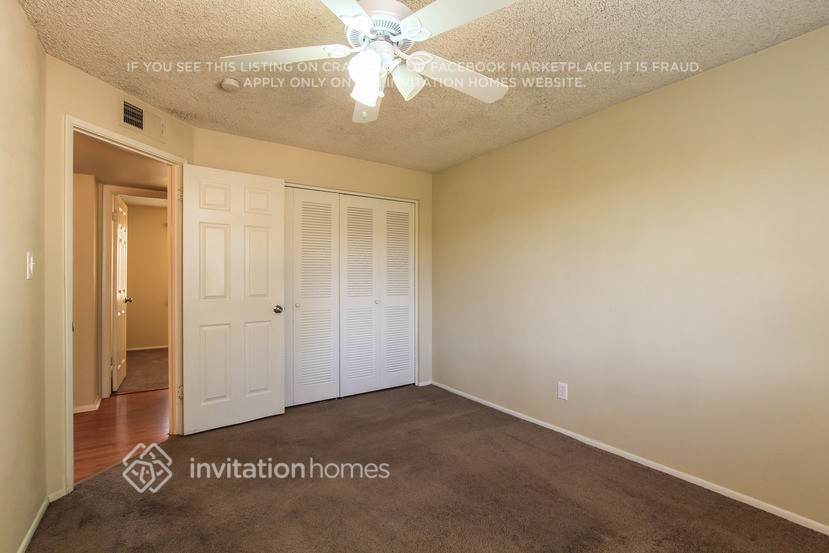 Building Photo - 3507 E Blanche Dr
