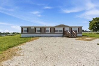 Building Photo - 303 Mesa Rdg