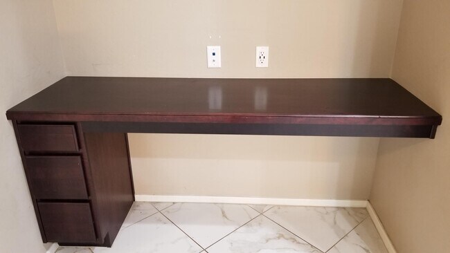 Building Photo - 2248 E Ottawa Ln