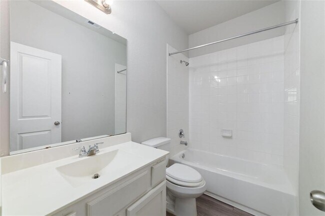 Building Photo - 29805 Woodsons Edge Way