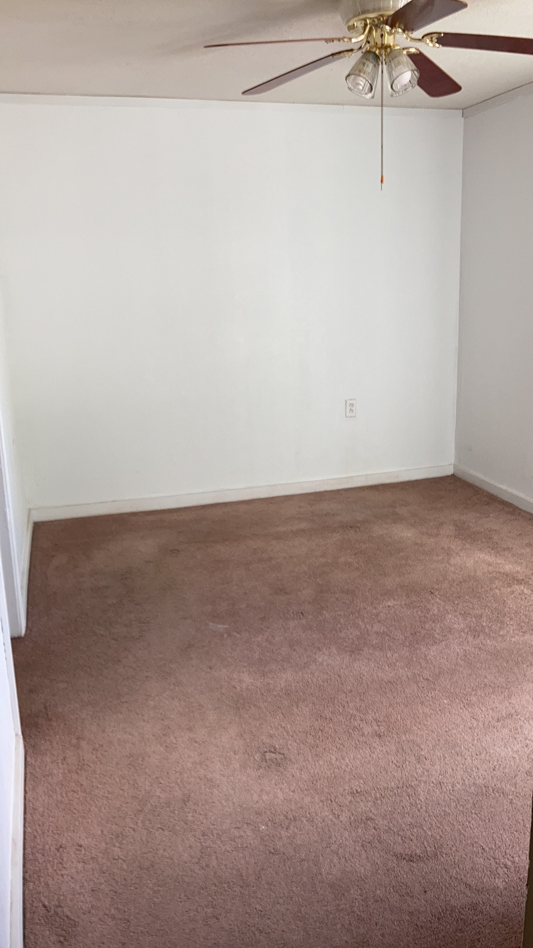 Bedroom 1 - 401 S Doris Ave