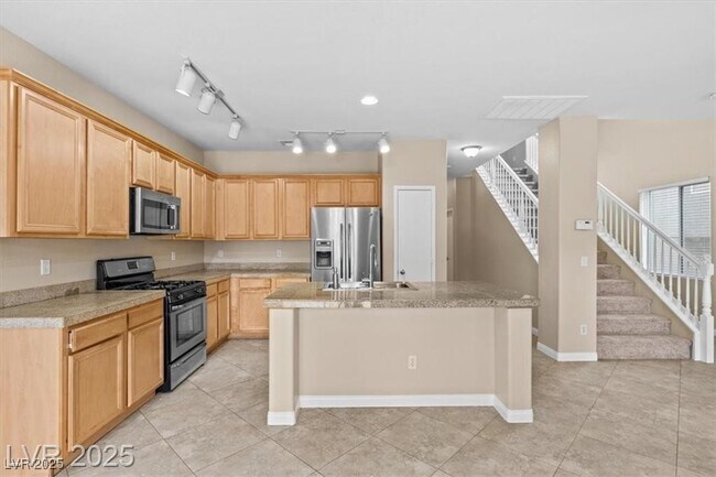 Building Photo - 9709 N Fast Elk St