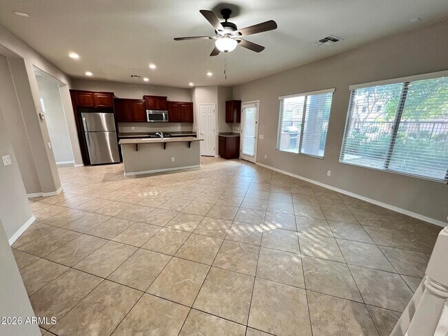 Building Photo - 4642 S Carmine Ln