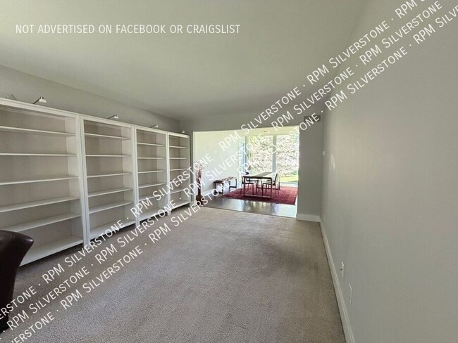 Building Photo - 6206 Pine Needle Dr