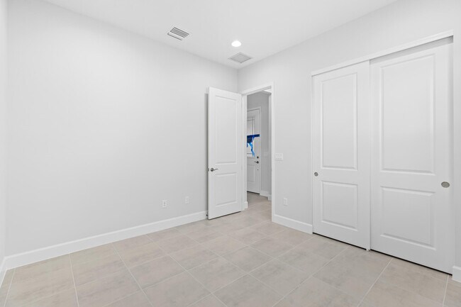 Building Photo - 5709 Bristlecone Cmns