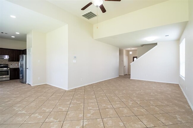 Building Photo - 13546 Smith Lake Ln