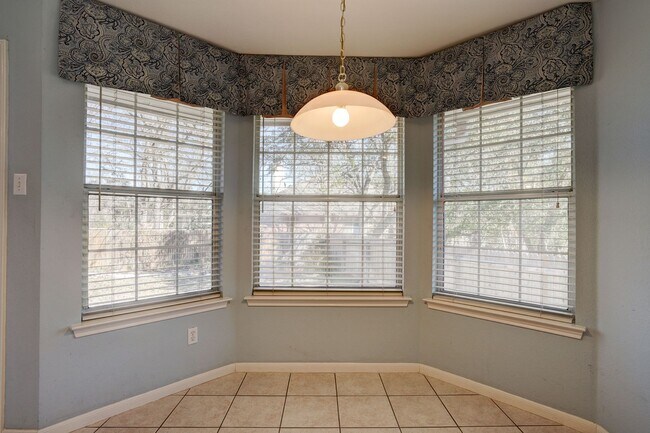 Building Photo - 9137 Fainwood Ln