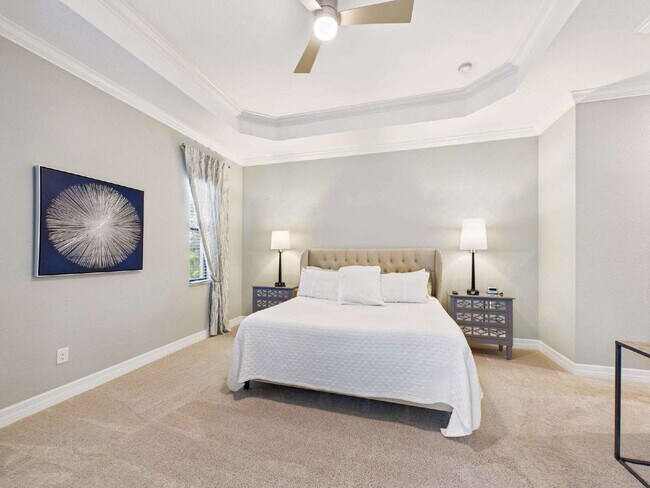 Building Photo - SEASONAL RENTAL – Available December through February at $10,000/month