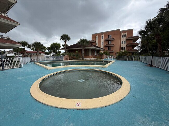 Building Photo - 17650 NW 68th Ave