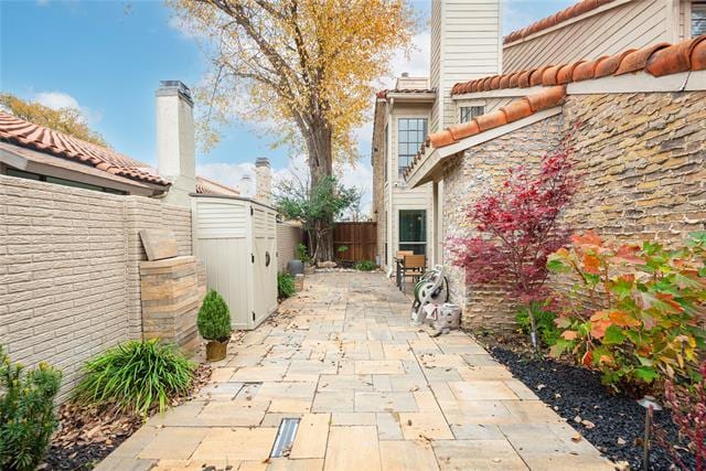 Building Photo - 843 Dublin Dr