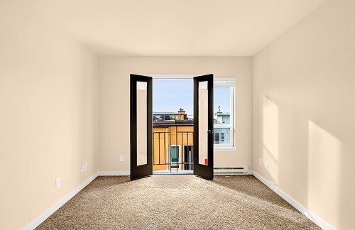 Building Photo - Versailles Apartments - 2 bedrooms