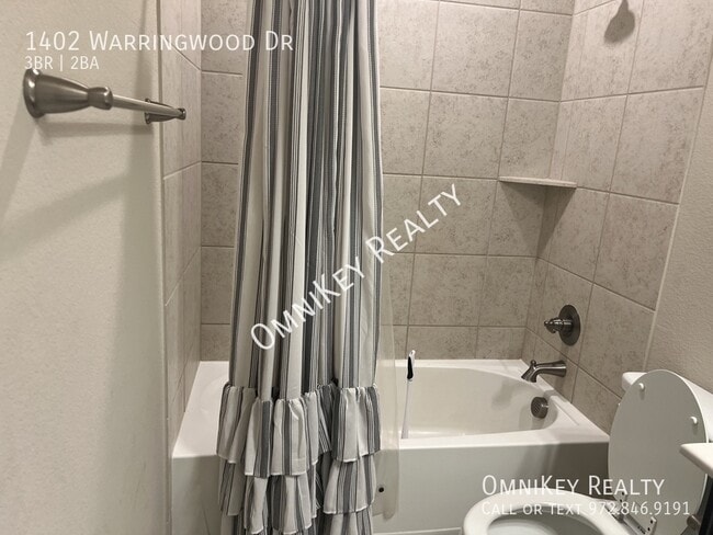 Building Photo - 1402 Warringwood Dr