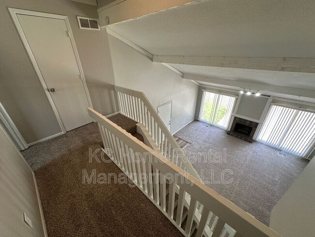 Building Photo - 1903 N 75th Terrace